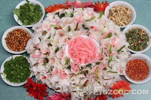 貴陽(yáng)名小吃  絲娃娃